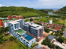 2Beds Award Winning Nai Han Beach c126