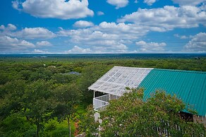 Room in Lodge - Zambezi Boutique Lodge Suite 1 With Free 4x4 Tour by S