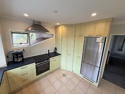 Waiake Beach Apartments
