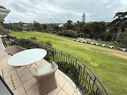 Waiake Beach Apartments