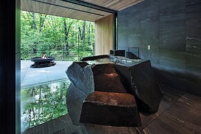 NOT A HOTEL KITAKARUIZAWA