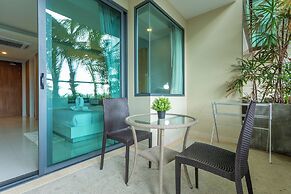 Luxury Everything Walking Distance c112