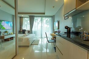 Luxury Everything Walking Distance c112