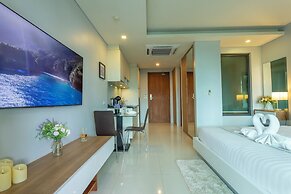 Luxury Everything Walking Distance c112