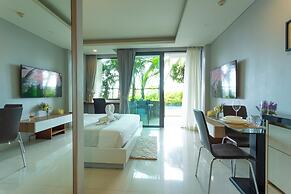 Luxury Everything Walking Distance c112