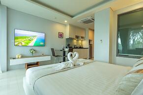 Luxury Everything Walking Distance c112