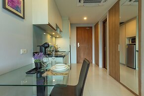 Luxury Everything Walking Distance c112