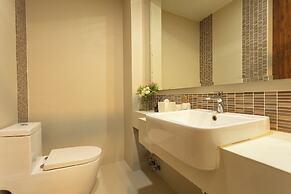 Luxury Everything Walking Distance c112