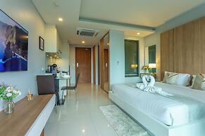 Luxury Everything Walking Distance c112