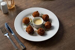 Hilton Garden INN Greenville University