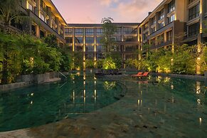 Azure 1BR Pool Side Apartment Nusa Dua