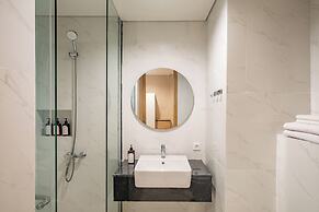 Azure 1BR Pool Side Apartment Nusa Dua