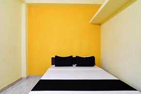 Goroomgo Jena Brothers Puri