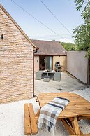 The Barn Longhope-Luxury Barn Conversion
