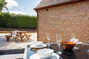 The Barn Longhope-Luxury Barn Conversion