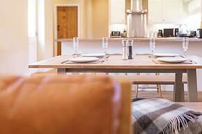 The Barn Longhope-Luxury Barn Conversion