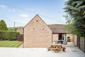 The Barn Longhope-Luxury Barn Conversion