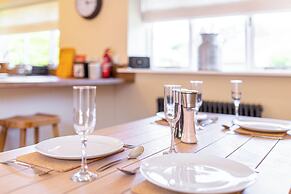 The Barn Longhope-Luxury Barn Conversion