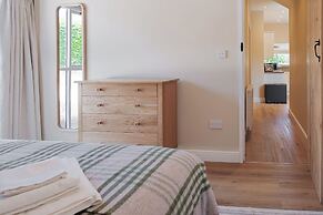 The Barn Longhope-Luxury Barn Conversion