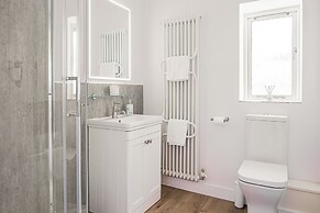 The Barn Longhope-Luxury Barn Conversion