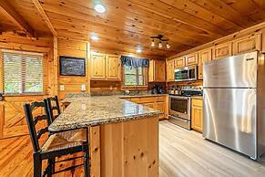 Fabulous View Pool Game Room Hot Tub and More