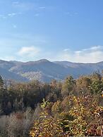 Fabulous View Pool Game Room Hot Tub and More