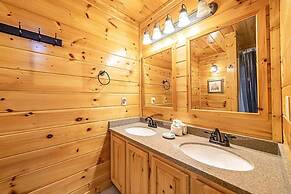 Fabulous View Pool Game Room Hot Tub and More