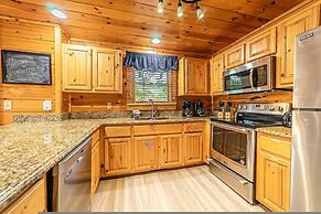 Fabulous View Pool Game Room Hot Tub and More