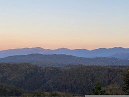 Fabulous View Pool Game Room Hot Tub and More