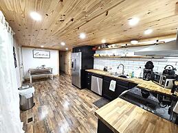 Modern Style Peaceful Tranquility Pet Friendly