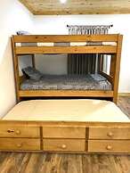 Modern Style Peaceful Tranquility Pet Friendly