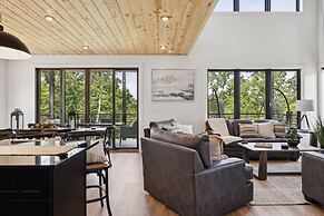 Brand New Private Pool Theater Game Room