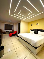 Aundh Elite Stay