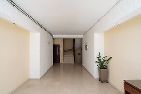 Stylish Apartment in Glyfada with Outdoor Patio