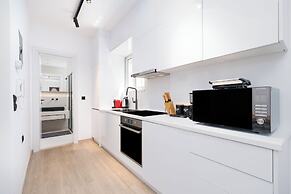 Stylish Apartment in Glyfada with Outdoor Patio