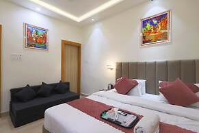 Goroomgo The Banaras Stay Varanasi