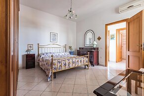 4174 Villetta Olmo by Barbarhouse