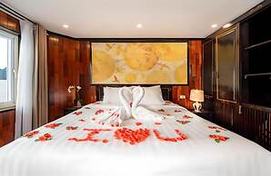 Amanda Premier Cruise Ha Long Bay