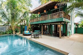 Salt Villa 3BR Oceanview An Bang Beach