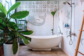 Salt Villa 3BR Oceanview An Bang Beach