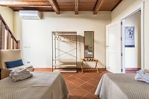 4060 La Loggia House by Barbarhouse