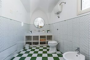 4060 La Loggia House by Barbarhouse