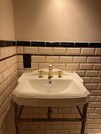 La Petite For t Art Deco Apartment in Brussels