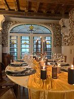 La Petite For t Art Deco Apartment in Brussels