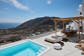 Bluewhite Suites & Villa Santorini