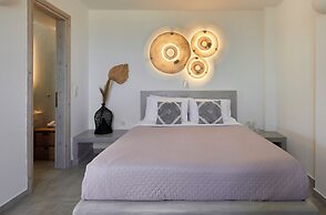 Bluewhite Suites & Villa Santorini