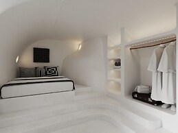 Bluewhite Suites & Villa Santorini