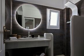 Bluewhite Suites & Villa Santorini