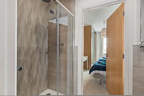 Ger Y Mor - Village Centre With Parking