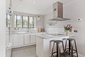 Ger Y Mor - Village Centre With Parking